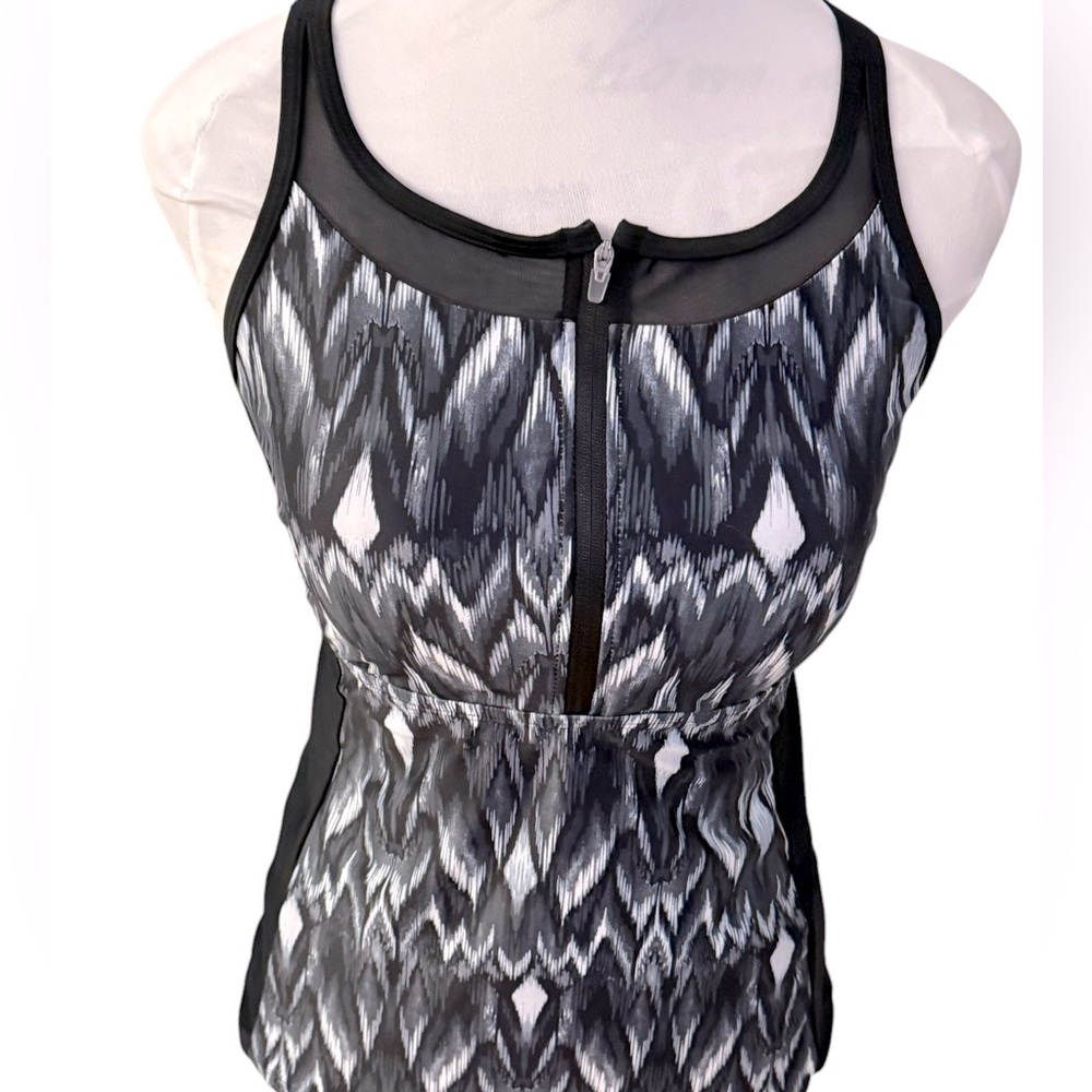 NWT, Zip-Front Tank Swim Top, Cute & Flattering, Many Sizes, Smooth Compression!